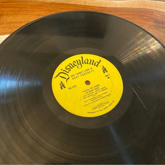 Walt Disneys Davy Crockett Vinyl Record - Picture 11 of 16